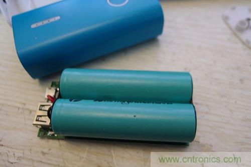 國產(chǎn)移動電源拆解:便宜也有好貨