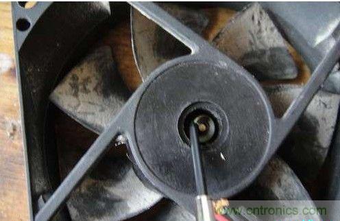 創(chuàng)意DIY！迷你風(fēng)力發(fā)電機！