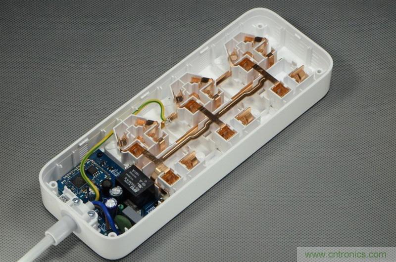 做工怒贊 神秘芯片！小米智能插線板拆解、評測