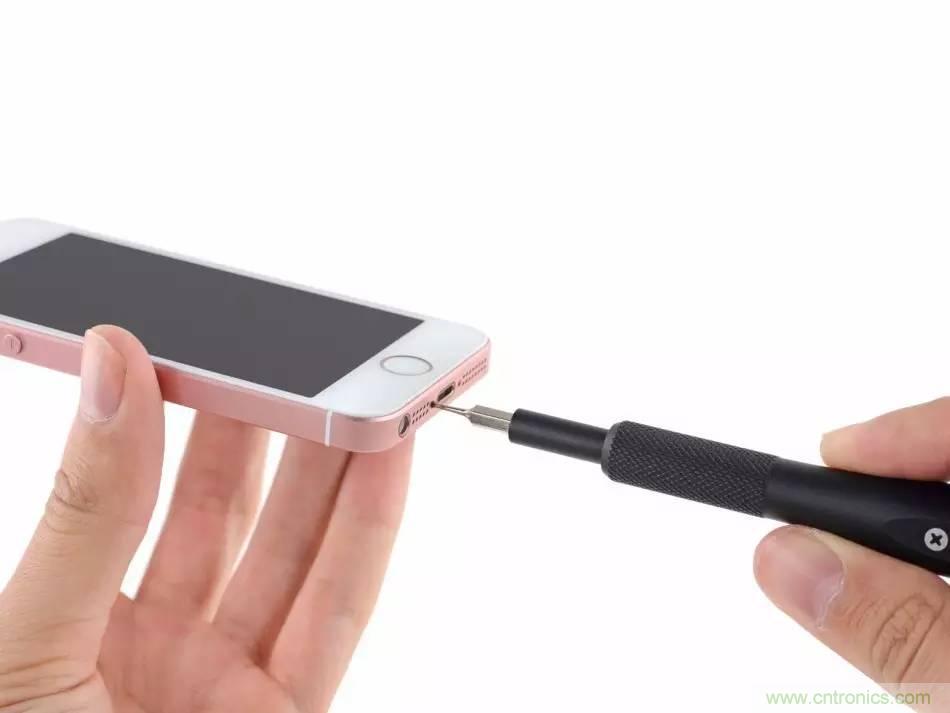 有什么地方?jīng)]有變？iPhone SE真機拆解