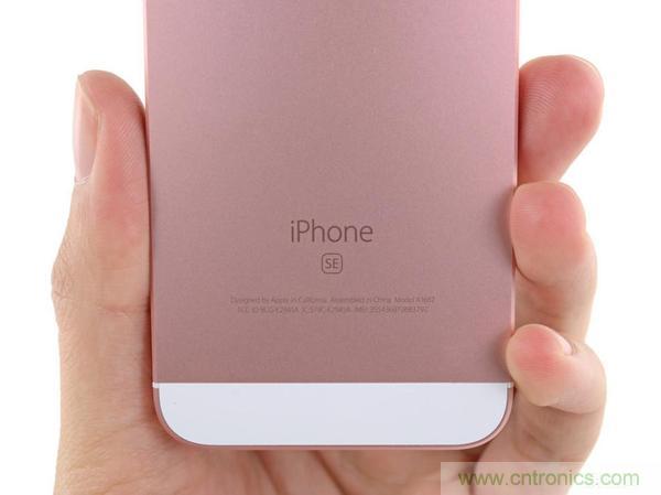 有什么地方?jīng)]有變？iPhone SE真機拆解