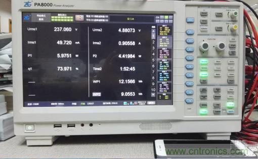 &ldquo;瘋7&rdquo;手機充電實測：為何沿用傳統(tǒng)充電模式？