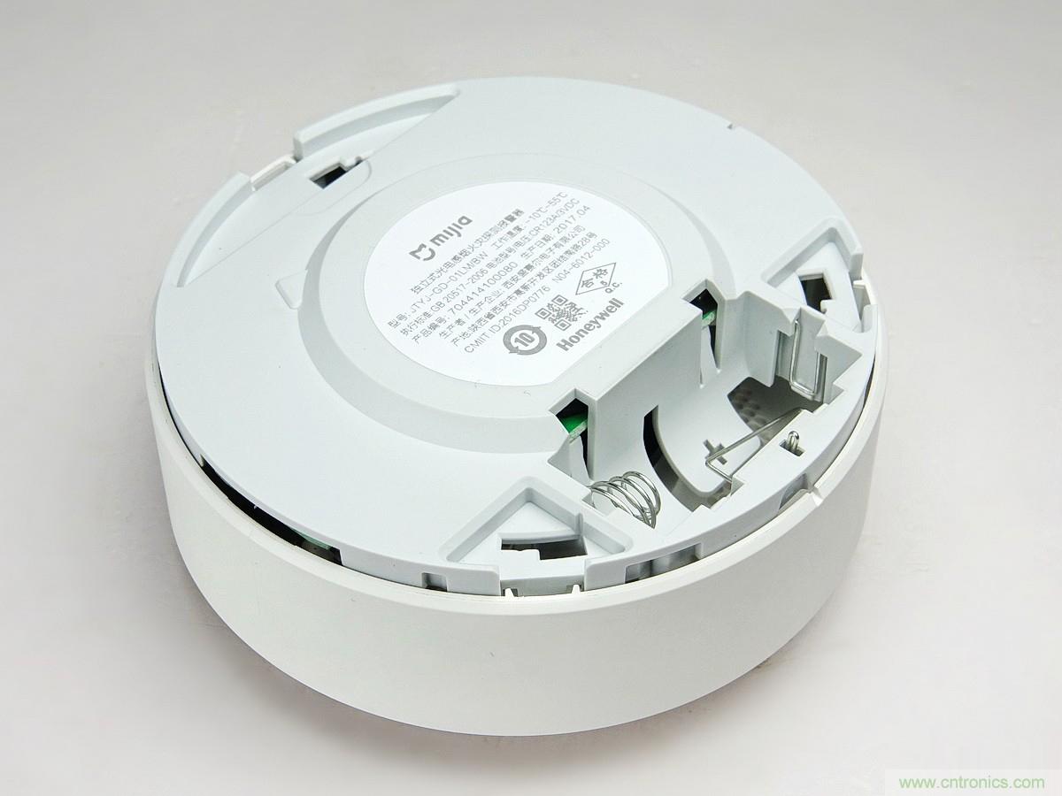 小米煙霧報警器拆解：一顆電池可用五年是如何做到的？