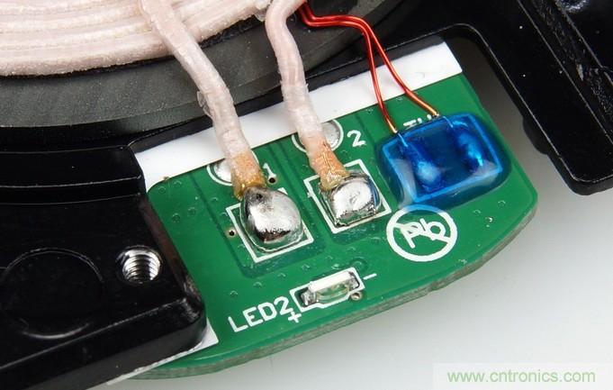 拆解對比：系出同門，小米、紫米無線充電器的差別有多大？