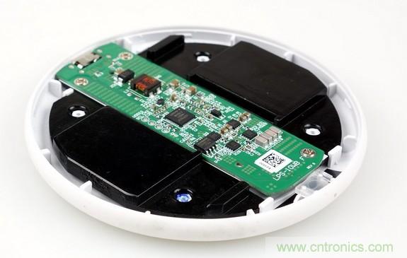 拆解對比：系出同門，小米、紫米無線充電器的差別有多大？