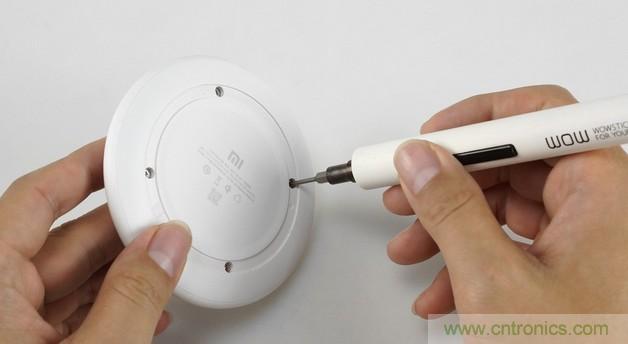 拆解對比：系出同門，小米、紫米無線充電器的差別有多大？