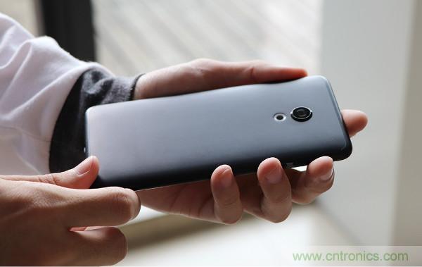 魅族M15拆解：做工精致，壓感Home鍵采用中國(guó)芯