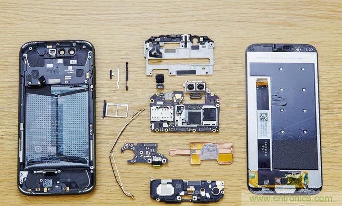 拆解黑鯊手機(jī)：多級(jí)直觸一體式液冷系統(tǒng)有什么門(mén)道？