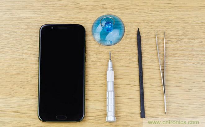 拆解黑鯊手機(jī)：多級(jí)直觸一體式液冷系統(tǒng)有什么門(mén)道？